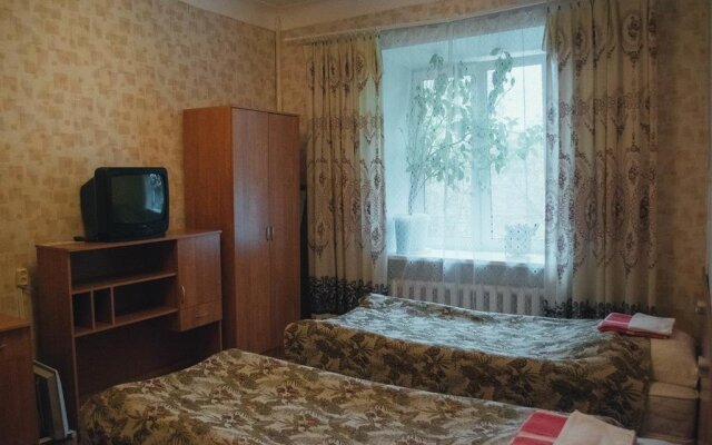 Guest House, Hotel