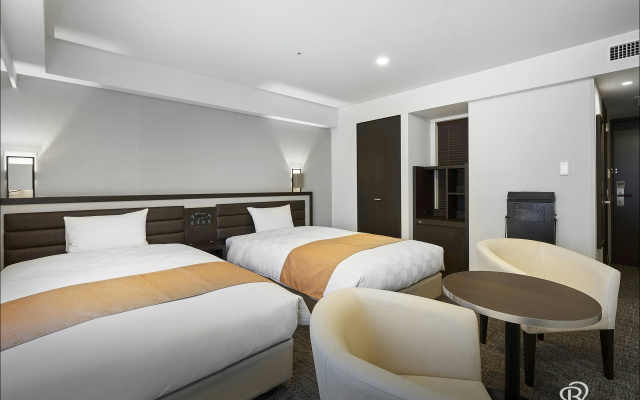 Daiwa Roynet Hotel Osaka Kitahama – Guest Rooms – Osaka