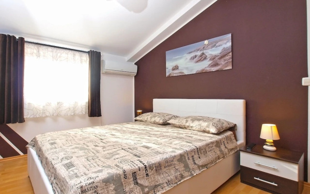 Apartment 1436