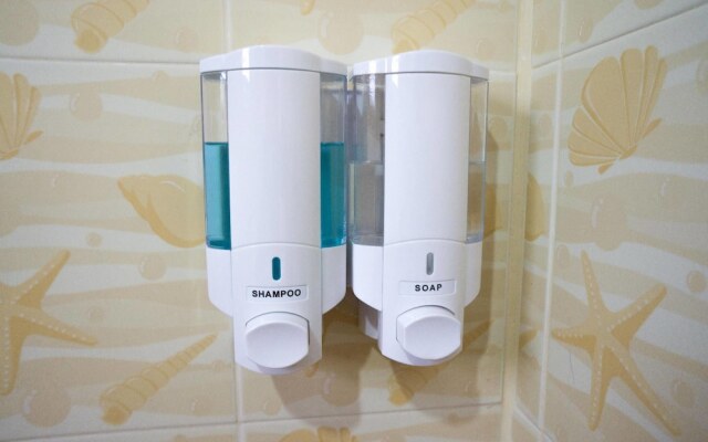 Royale Suites And Apartments By OYO Rooms