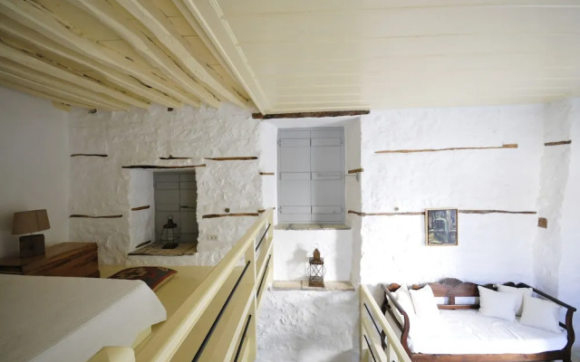 1880 Luxury Apartments