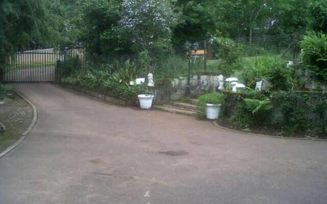 Madadeni Retreat and B&B