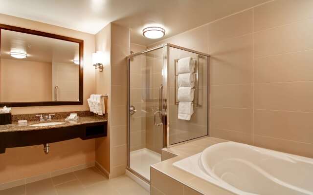 Hilton Garden Inn Woodbridge