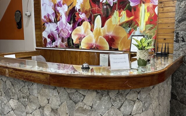 Nid Huahin Hotel
