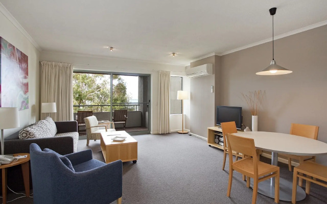 Cumberland Lorne Resort