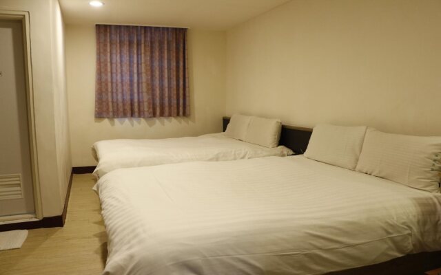 D.Y. Hotel