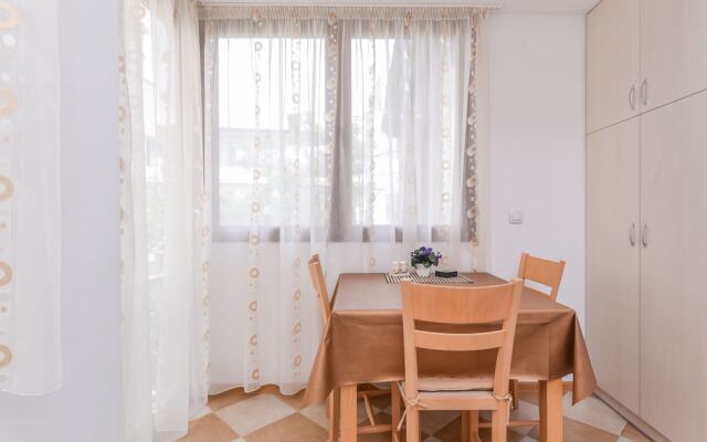 FM Deluxe 1-BDR Apartment - Artist's Place