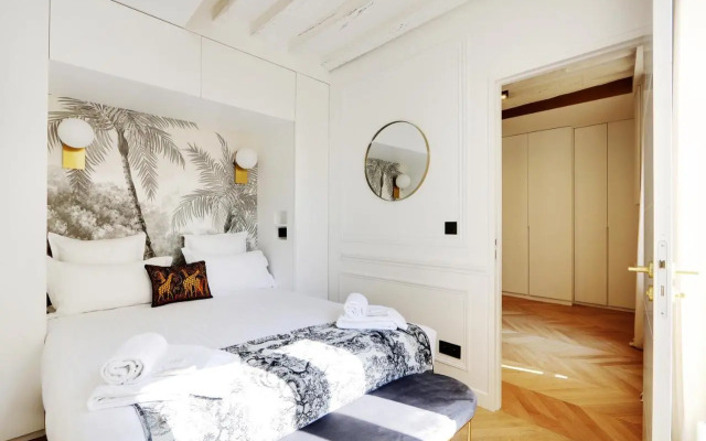 Pick A Flat's Apartment on rue Montorgueil