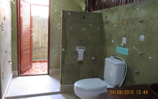 Lipa Bay Resort