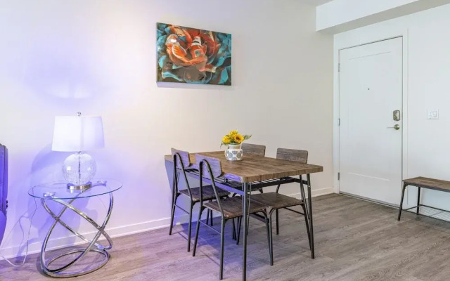 Modern 2br Apartment On Gordon St Hollywood 2 Bedroom Apts by RedAwning