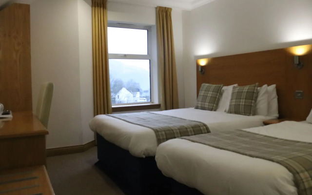 Loch Long Hotel