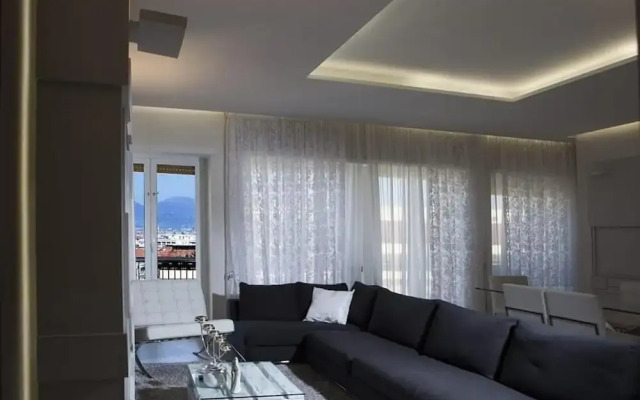 Crystal Skyline Neapolis