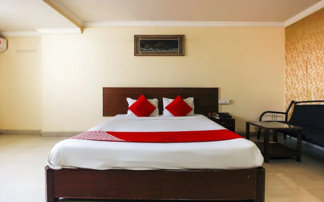 OYO 15140 Hotel Priya Residency