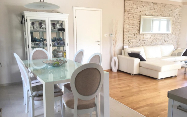 Holiday House Lilija