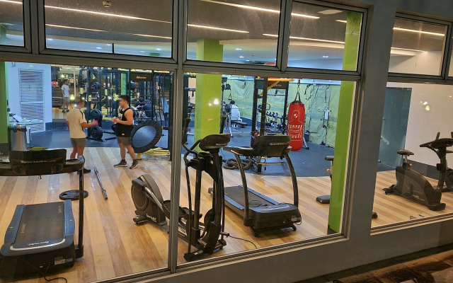 1BR Cityscape at Grass Residences