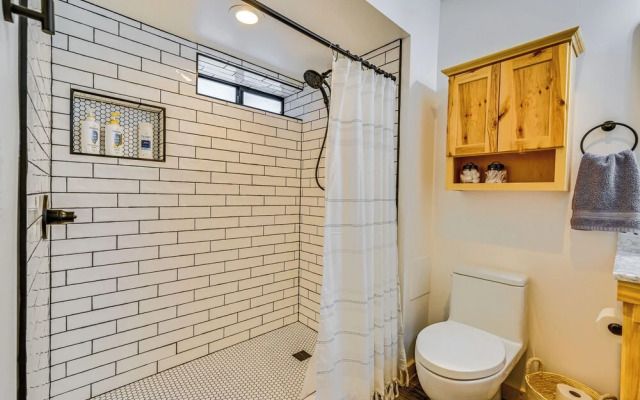 Hike, Bike & Atv: Munds Park Cabin!