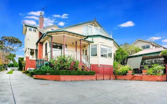 Mornington Bed and Breakfast
