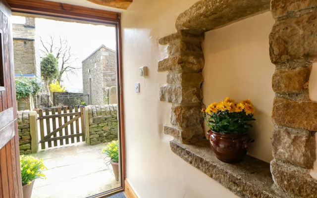 Midfeather Cottage
