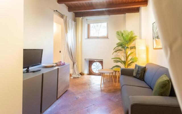 San Fedele Apartment - Historical Como City Center by Rent All Como