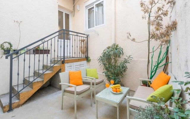 Green Magic Apartments