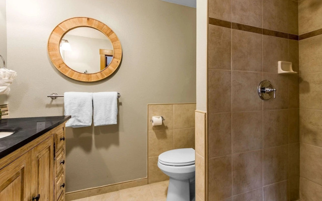Sierra Sky Ranch, an Ascend Hotel Collection