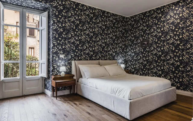 Upscale Urban Apartment