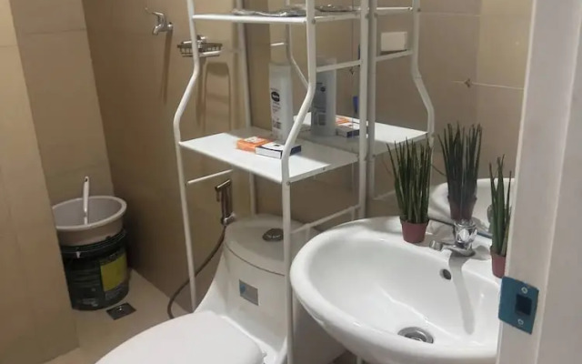 BGC Cheap Condo in BGC 5thavenue -23rd Street