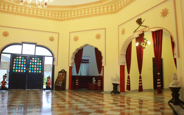 Hotel Raj Mahal
