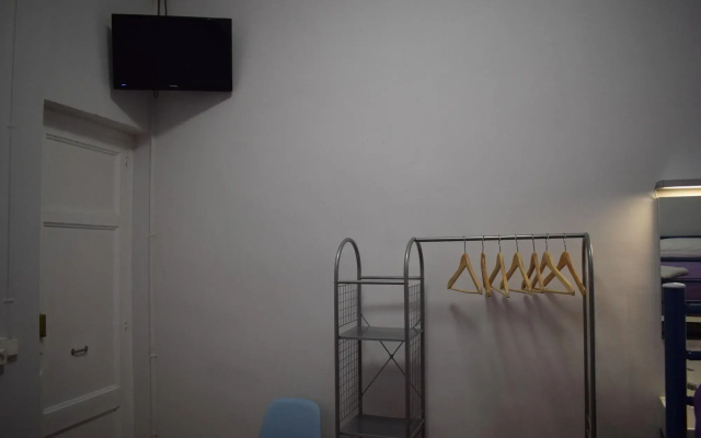 Hostal Albi
