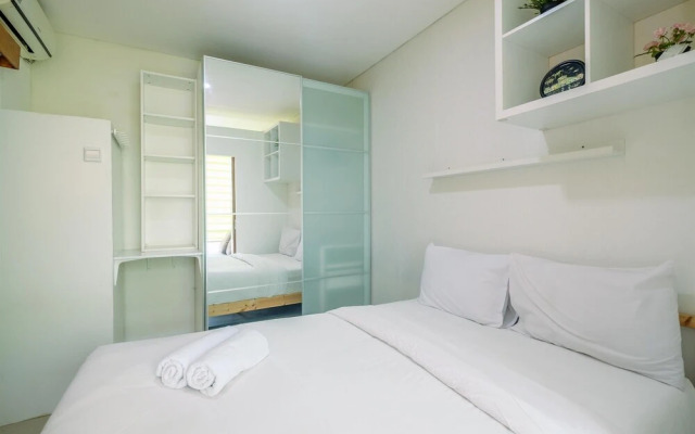 Elegant And Comfy 1Br Apartment At Woodland Park Residence