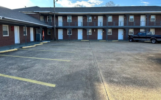 Regency Inn