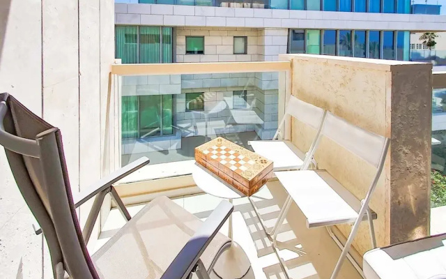 Beautiful Apartment Near Beach H1
