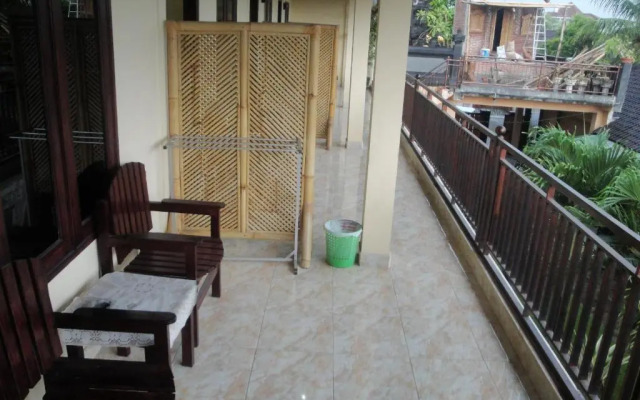 Puji Homestay
