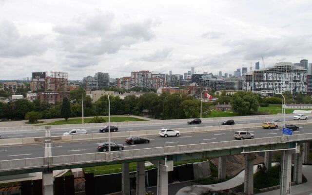 Amazing 2BR Condo with Stunning Views