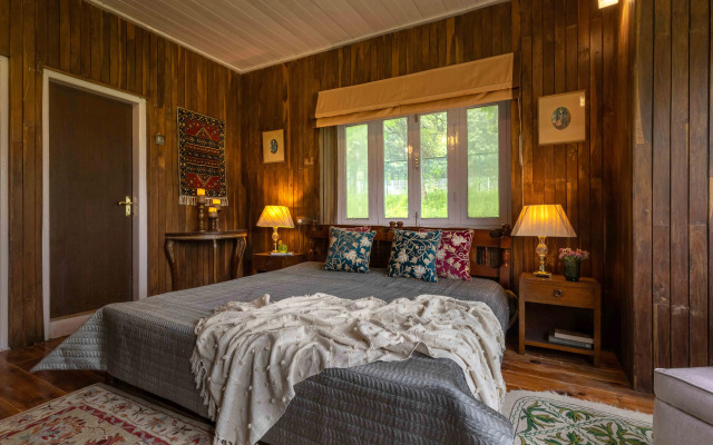 LohonoStays Hill Retreat