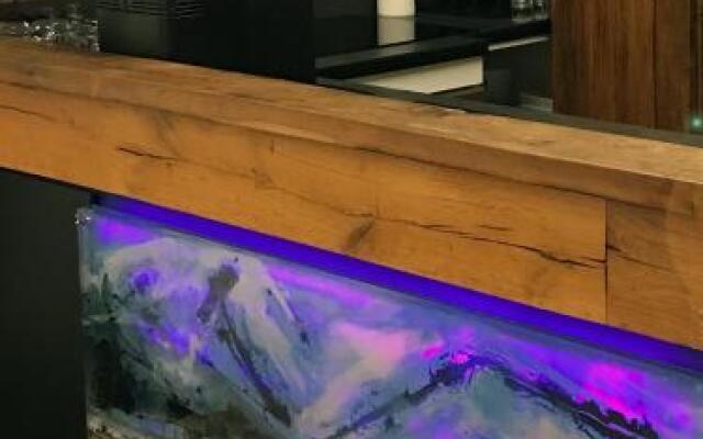 A La Maison De Marie