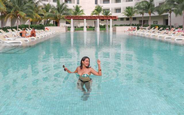 Izla Hotel