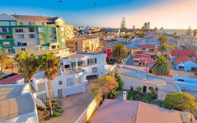 Denhill Villa Unit 4