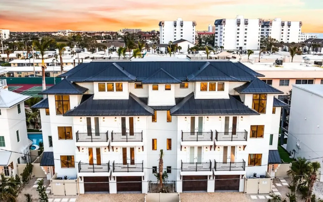 Siesta Springs in Siesta Key