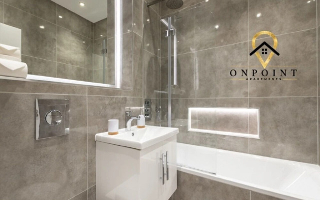 Fantastic 1 Bedroom Apt with PARKING