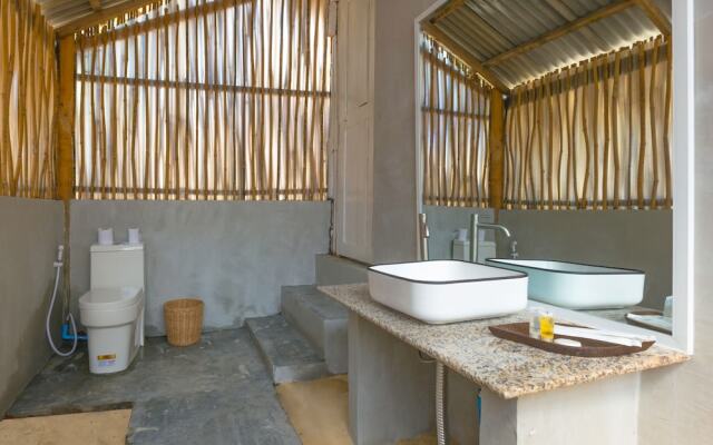 Sandy Beach Bungalows