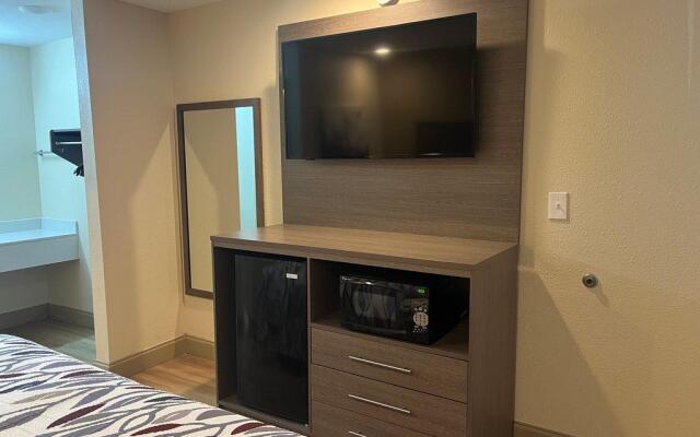 Red Roof Inn Haltom City