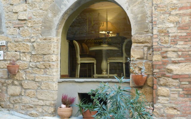 Hotel Volterra In