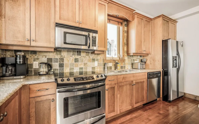 Southpoint 25 Two Bdrm Ski In Out HotTub