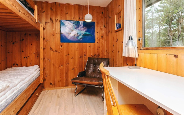 6 Person Holiday Home in Albaek