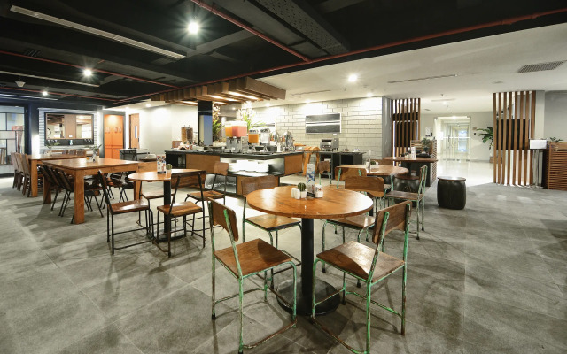 Mamaka by Ovolo