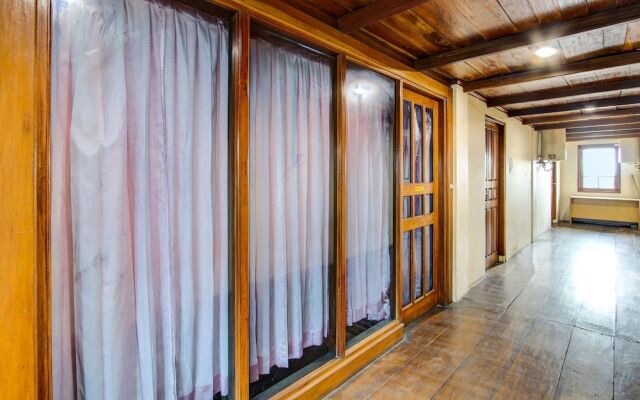 OYO 92329 Sewu Mas Hotel