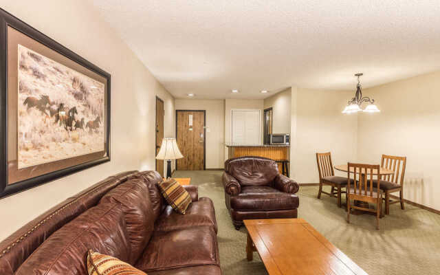 Quality Inn & Suites Plano East - Richardson