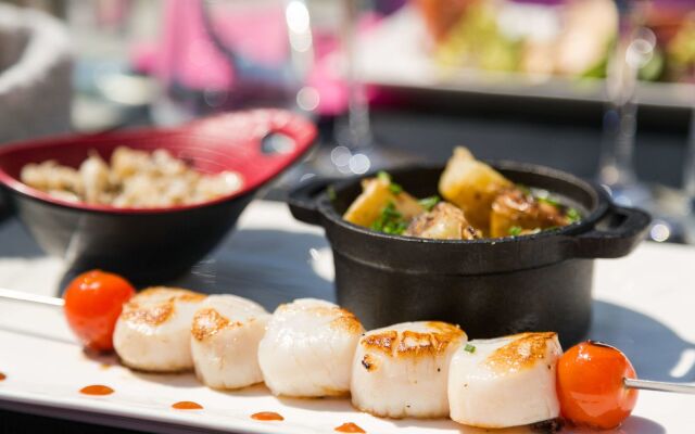 Logis Hôtel Au Chêne Vert