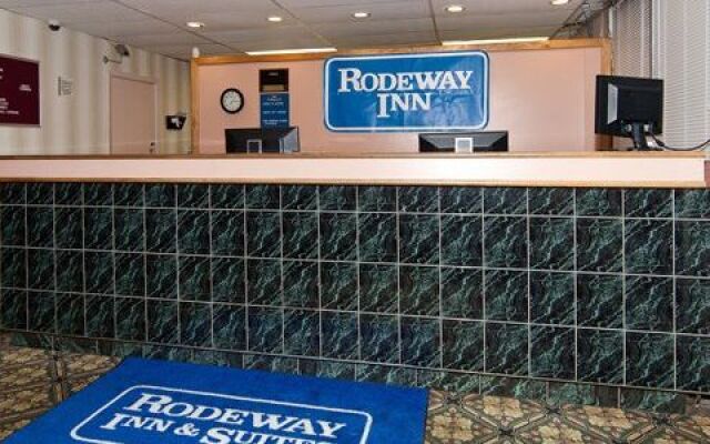 Howard Johnson Inn - Commack